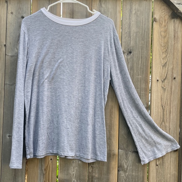 Jackson Rowe Heather Grey Ribbed Bell Sleeve Top - Picture 2 of 5